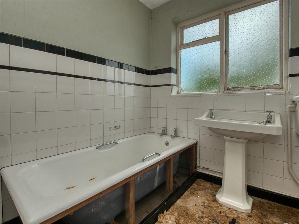 P1156881 hdr.jpg