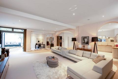 undefined, Roland Gardens, South Kensington, London, SW7