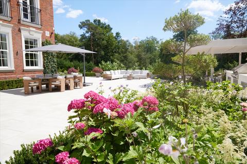 6 bedroom detached house for sale, Rodona Road, St George's Hill, Weybridge, Surrey, KT13