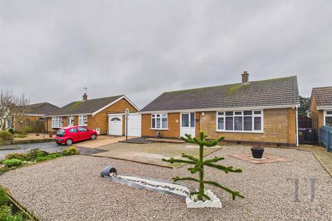 2 bedroom detached bungalow for sale - Fairham Avenue, Gotham, Nottingham