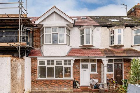 Elm Close, Raynes Park, London, SW20