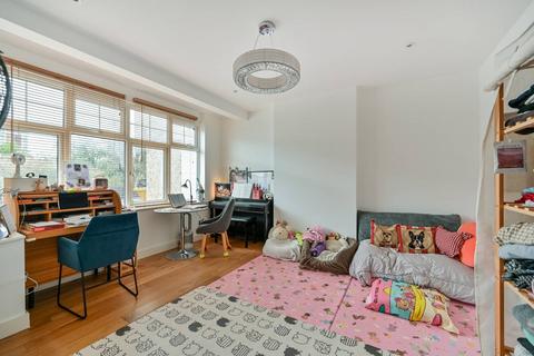4 bedroom terraced house for sale, Elm Close, Raynes Park, London, SW20