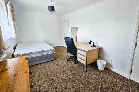 undefined, De Havilland Close, Hatfield AL10