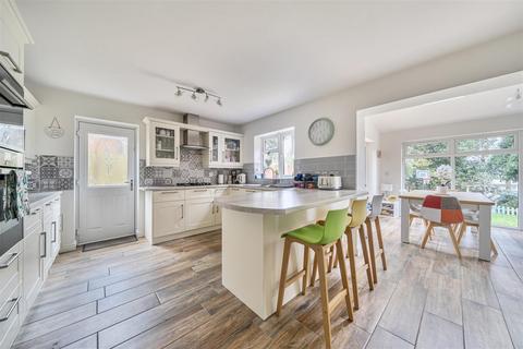 4 bedroom detached house for sale, Oak Grove, Kidderminster