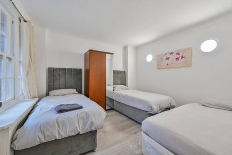 undefined, Park west, Hyde Park Estate, London, W2