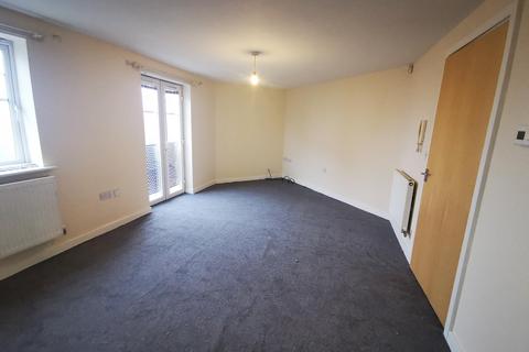 2 bedroom flat to rent, Sanderson Villas, St James Village, Gateshead, NE8