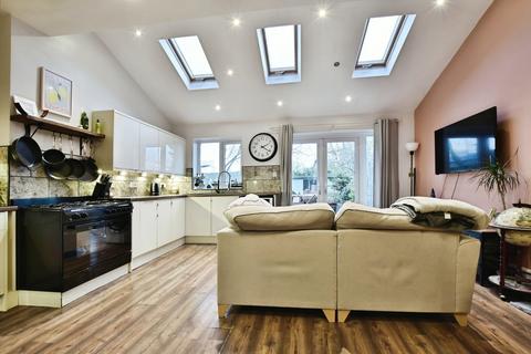 undefined, Avondale Road, Greater Manchester SK3