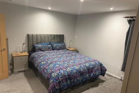 2 bedroom terraced house to rent, Westcliffe Mews, BH2