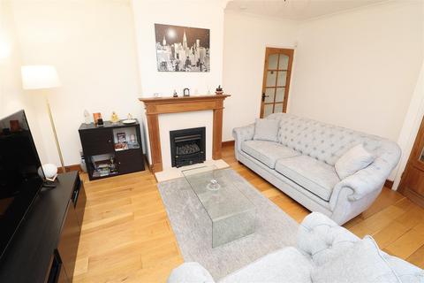 2 bedroom end of terrace house for sale, Grantham Green, Borehamwood