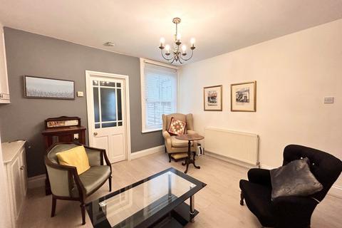 2 bedroom terraced house for sale, Malden Road, Borehamwood