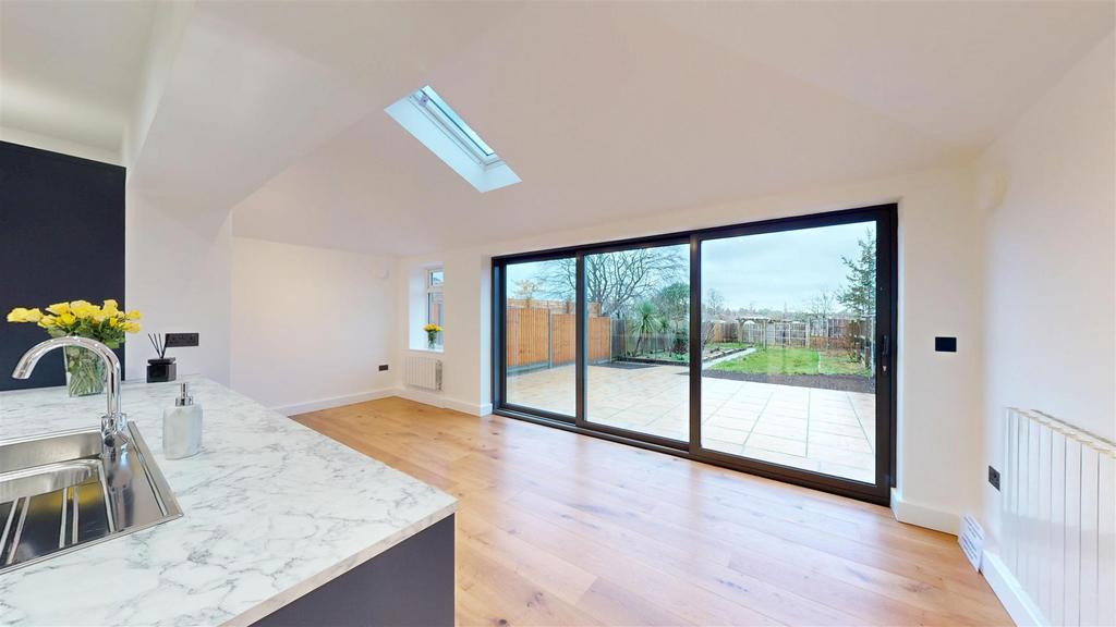 Dining/Family Room