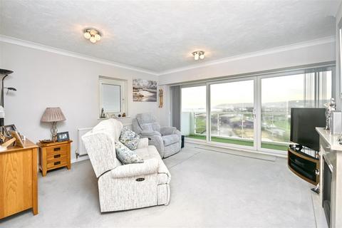 2 bedroom flat for sale, Royal Parade, Eastbourne