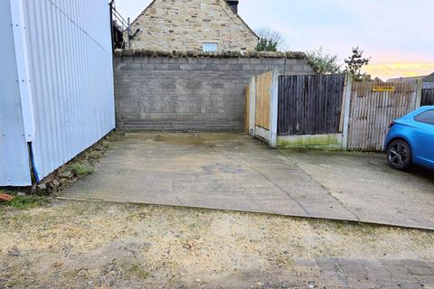 undefined, Barnsley Road, Hemsworth, Pontefract WF9 4PY