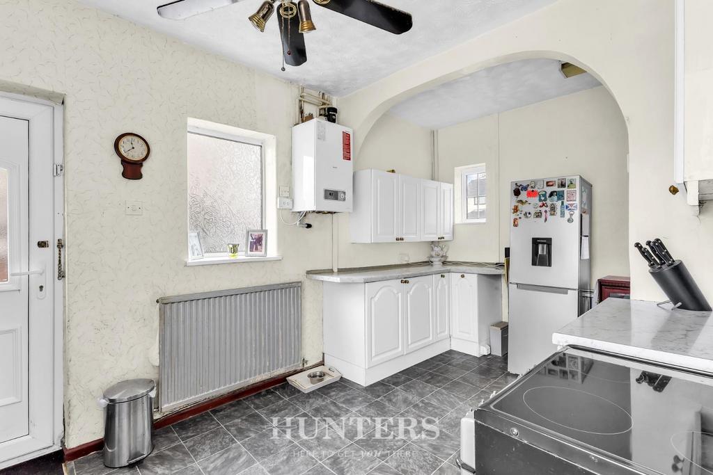 8 Whalley Road (13).jpg