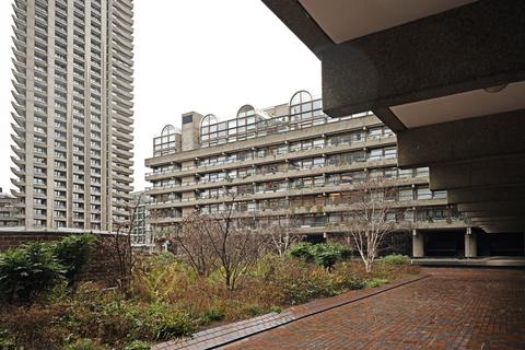 1 bedroom flat for sale, John Trundle Court, London EC2