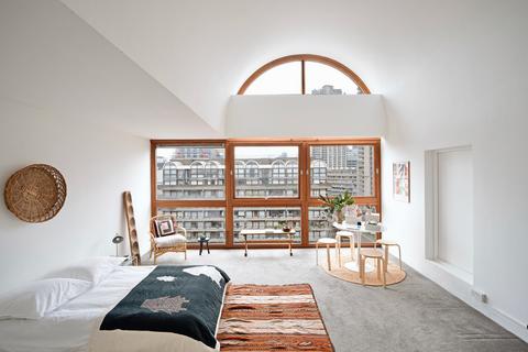 1 bedroom flat for sale, John Trundle Court, London EC2