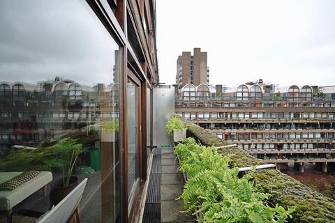 1 bedroom flat for sale, John Trundle Court, London EC2