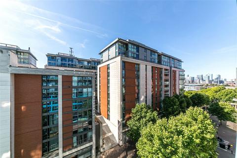 2 bedroom flat to rent, Westgate Apartments, Royal Victoria E16