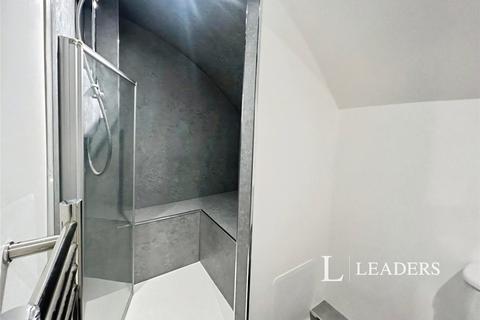 undefined, High Street, Cheltenham, Gloucestershire, GL52