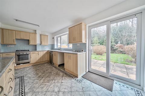 undefined, Tudor Drive, Yateley GU46