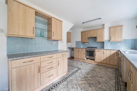 undefined, Tudor Drive, Yateley GU46