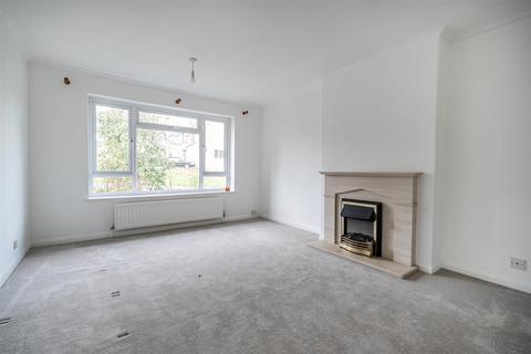 undefined, Tudor Drive, Yateley GU46
