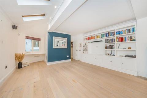 2 bedroom flat for sale, Chaldon Road, London SW6