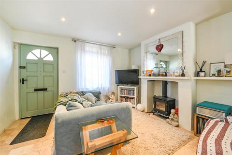 2 bedroom house for sale, Orchard Place, Arundel