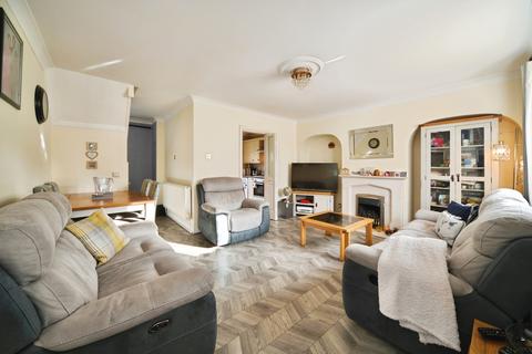 undefined, Beverley Road, Dagenham, RM9