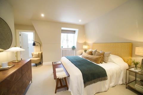 undefined, Wickham Fields, Hazeley Road, Twyford, Hampshire, SO21