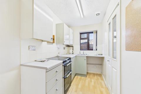 2 bedroom end of terrace house for sale, Willowbank, Chippenham SN14