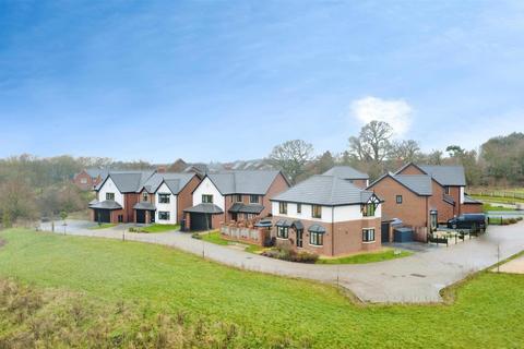 4 bedroom detached house for sale, Bilberry Way, Congleton
