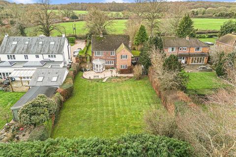 4 bedroom detached house for sale, Chiltern Road, Henley-On-Thames RG9
