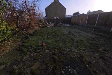 undefined, Walton Road, Hertfordshire EN11