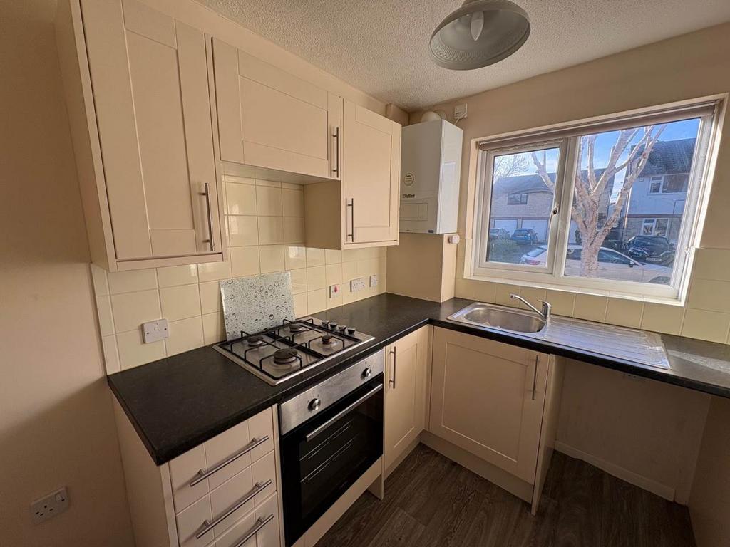 Appletree court 64 k