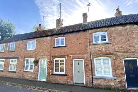 2 bedroom cottage to rent, Main Street, Redmile, NG13