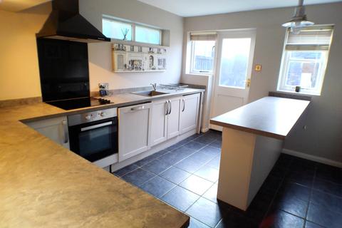 2 bedroom cottage to rent, Main Street, Redmile, NG13