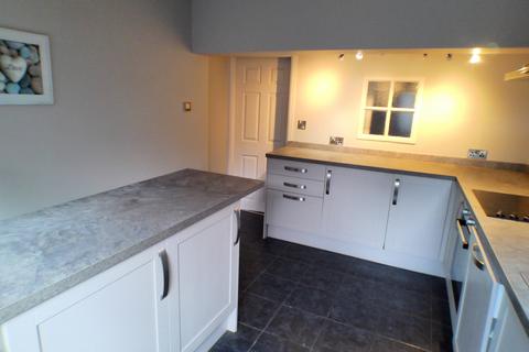 2 bedroom cottage to rent, Main Street, Redmile, NG13