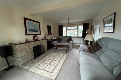 4 bedroom chalet for sale, Fairview Drive, Hythe SO45