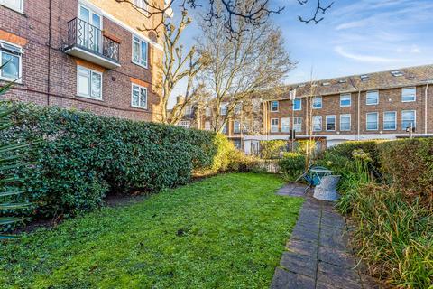 1 bedroom flat for sale, Chelsea Manor Street, London SW3