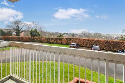 2 bedroom flat for sale, Carew Road, Eastbourne BN21