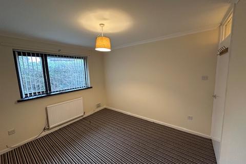 undefined, 64 Lon Enfys Trallwn Llansamlet Swansea