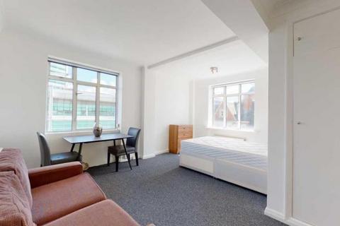Studio to rent, Euston Road, London, NW1