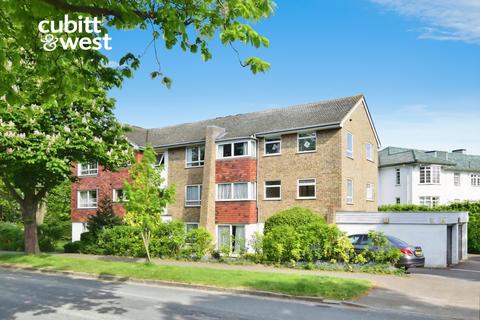 undefined, Chiltern Road Sutton SM2