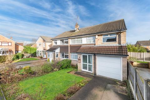 5 bedroom semi-detached house for sale, West Lea Grove, Yeadon LS19