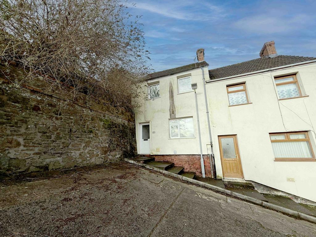 A 3 Bedroom End Terraced home on Peter Terrace, M