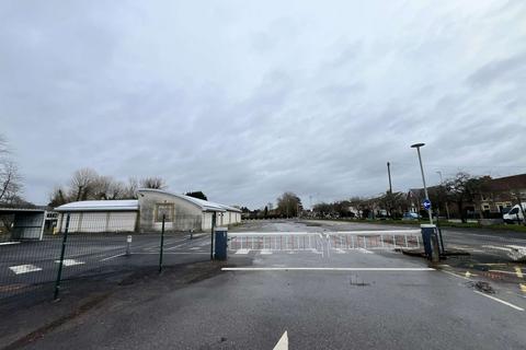 Warehouse to rent, Station Rd Yate BS37 5HR