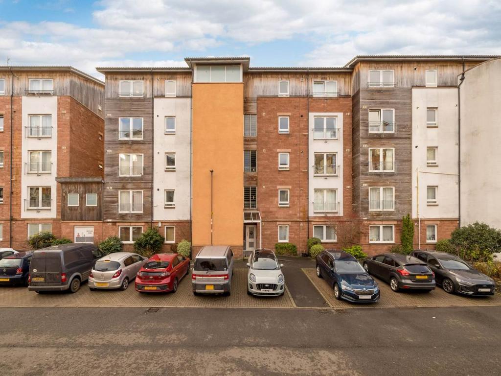 77121 Albion Gardens 