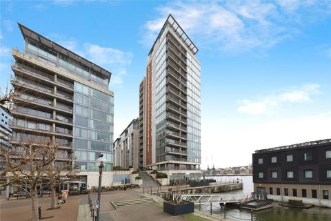 2 bedroom flat to rent, Western Gateway, London, E16