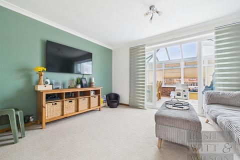 3 bedroom end of terrace house for sale, Kingsley Close, St. Leonards-On-Sea